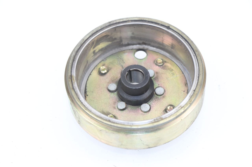 photo de ROTOR PEUGEOT KISBEE 4T 50 (2010 - 2017) - Zoom on usage condition