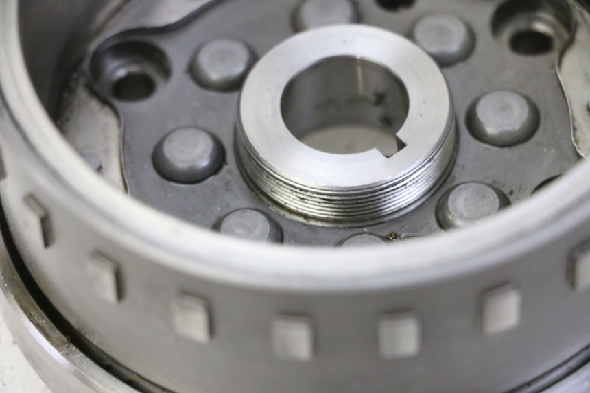 photo de ROTOR PIAGGIO MP3 RL 250 (2006 - 2010) - Fixing points details