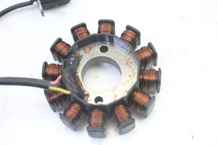 photo de ROTOR STATOR KYMCO AGILITY NAKED RENOUVO 2T 50 (2011 - 2018) - Fixing points details