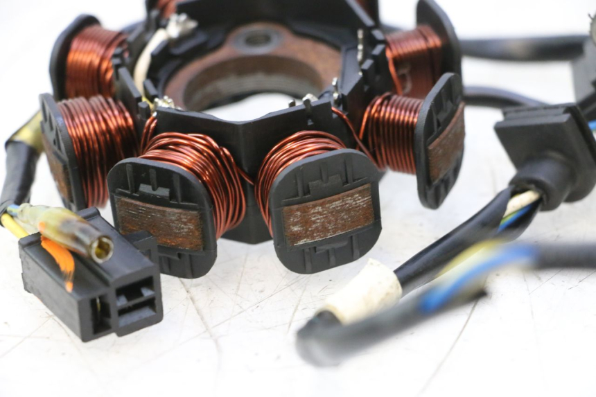 photo de ROTOR STATOR KYMCO AGILITY PREMIUM 50 (2007 - 2010) - Fixing points details