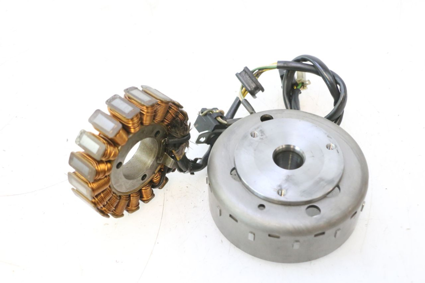 photo de ROTOR STATOR SUZUKI BURGMAN 125 (2007 - 2014) - Alternative perspective