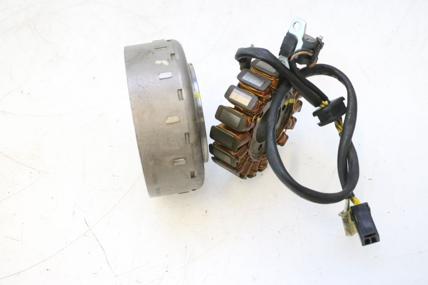 photo de ROTOR STATOR SUZUKI BURGMAN 125 (2007 - 2014) - Fixing points details