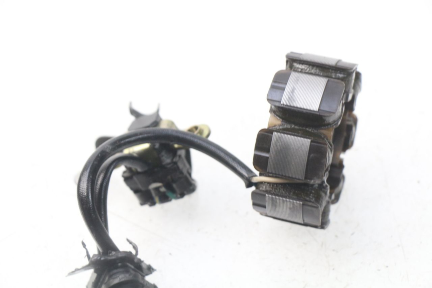 photo de ROTOR STATOR HONDA CRF CR-F 450 (2001 - 2005) - Fixing points details