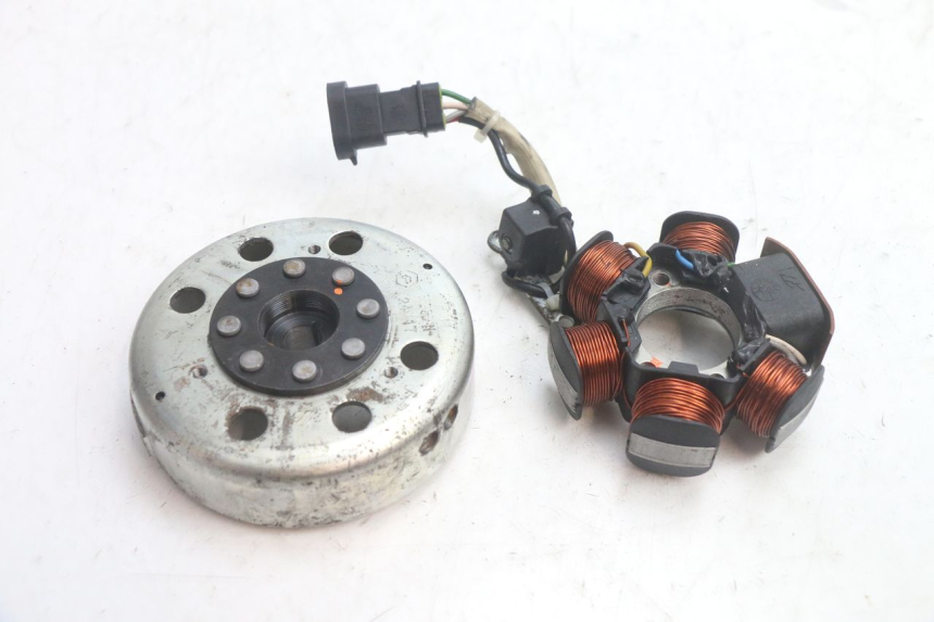 photo de ROTOR STATOR PIAGGIO FLY 2T 50 (2004 - 2017) - Main view