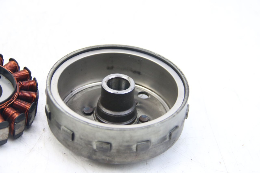 photo de ROTOR STATOR YAMAHA HW XENTER 125 (2011 - 2017) - Alternative perspective