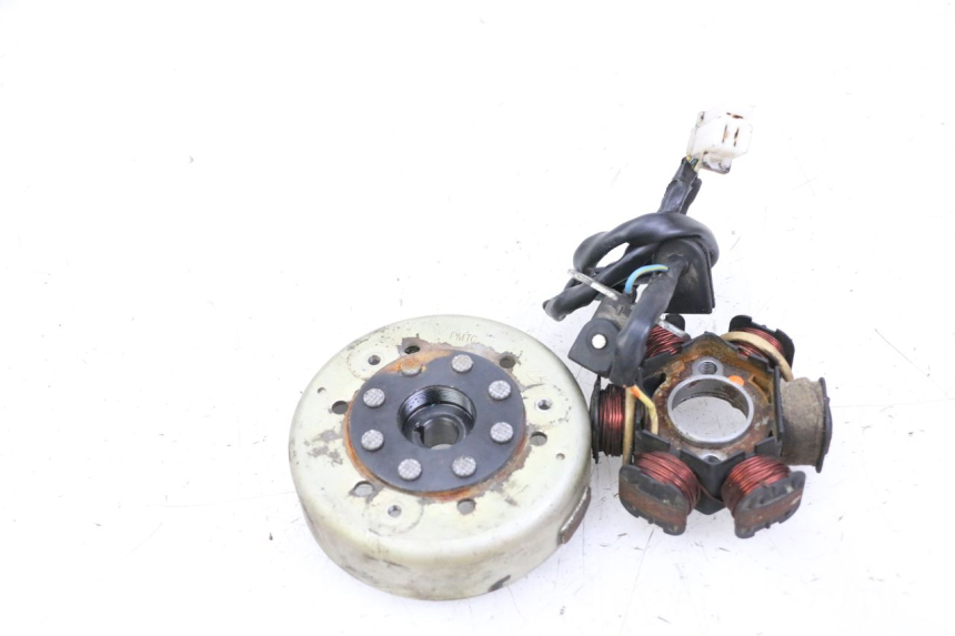 photo de ROTOR STATOR PEUGEOT KISBEE 2T 50 (2010 - 2017) - Component detail