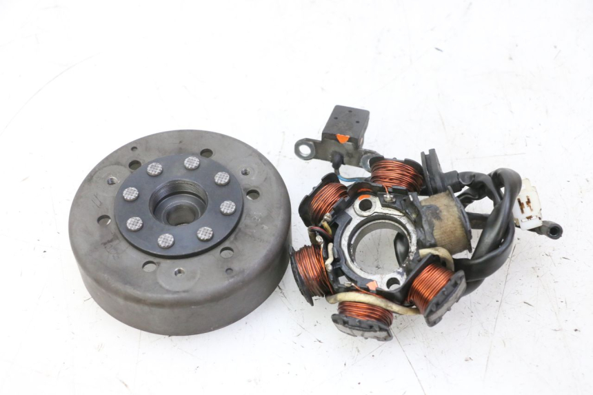 photo de ROTOR STATOR PEUGEOT KISBEE 2T 50 (2010 - 2017) - Main view