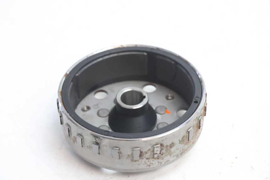 photo de ROTOR STATOR PEUGEOT KISBEE 2T 50 (2018 - 2022) - Additional view of the item