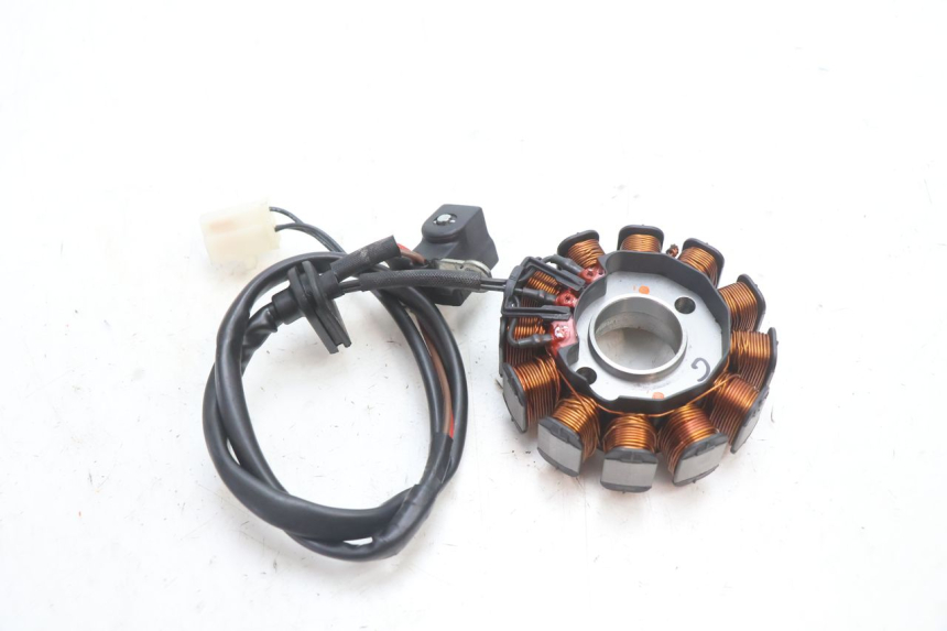 photo de ROTOR STATOR PEUGEOT KISBEE 2T 50 (2018 - 2022) - Technical close-up