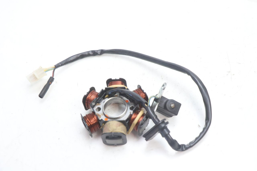 photo de ROTOR STATOR PEUGEOT KISBEE 2T 50 (2010 - 2017) - Technical close-up