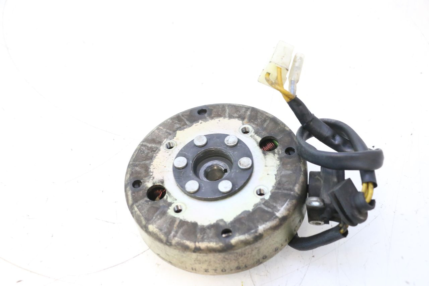 photo de ROTOR STATOR PEUGEOT KISBEE 4T 50 (2018 - 2022) - Component detail