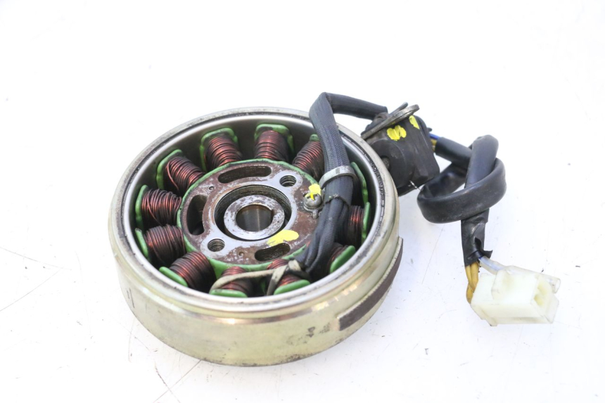 photo de ROTOR STATOR PEUGEOT KISBEE 4T 50 (2018 - 2022) - Alternative perspective