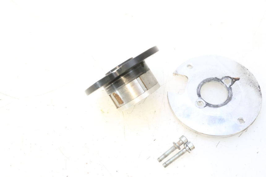 photo de ROTOR STATOR PEUGEOT LUDIX BLASTER 50 (2006 - 2014) - High-resolution close-up