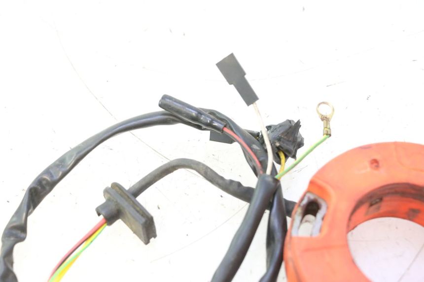 photo de ROTOR STATOR PEUGEOT LUDIX BLASTER 50 (2006 - 2014) - Surface and material condition