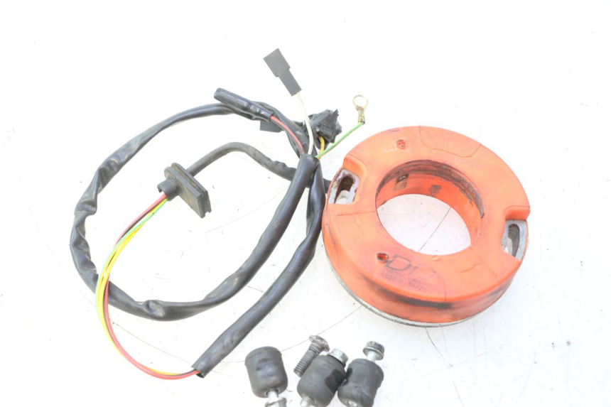 photo de ROTOR STATOR PEUGEOT LUDIX BLASTER 50 (2006 - 2014) - Markings and original references