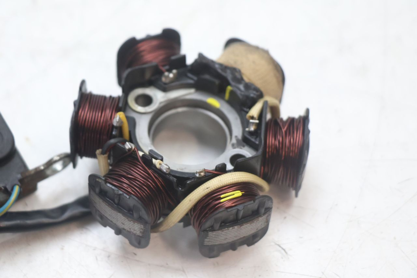 photo de ROTOR STATOR PEUGEOT LUDIX 50 (2005 - 2007) - Surface and material condition