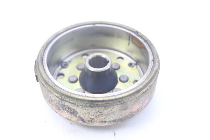 photo de ROTOR STATOR PEUGEOT LUDIX SNAKE 2T 50 (2004 - 2014) - Alternative perspective