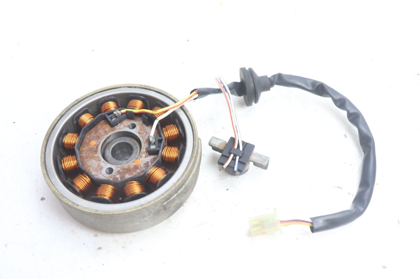 photo de ROTOR STATOR YAMAHA NEO'S NEOS 2T 50 (1998 - 2007) - Alternative perspective