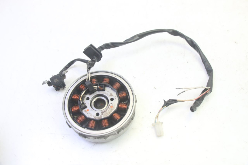 photo de ROTOR STATOR YAMAHA NEOS NEO'S 4T 50 (2008 - 2016) - Alternative perspective