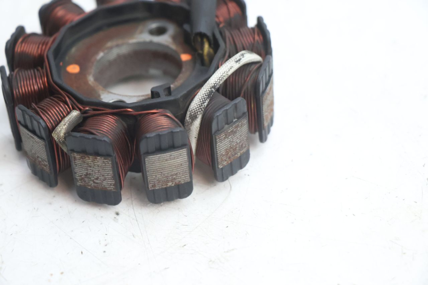 photo de ROTOR STATOR KYMCO LIKE 4T 50 (2019 - 2025) - Fixing points details