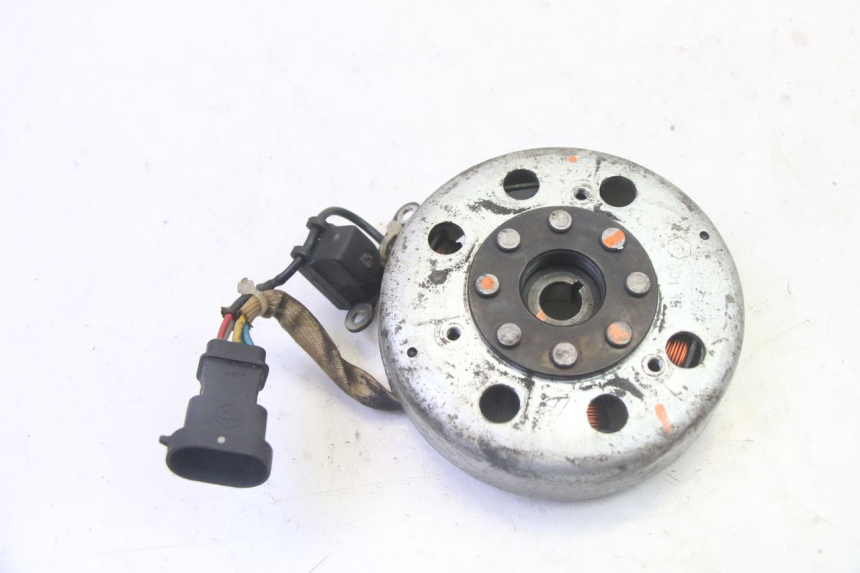 photo de ROTOR STATOR PIAGGIO NEW TYPHOON 50 (2010 - 2017) - Zoom on usage condition