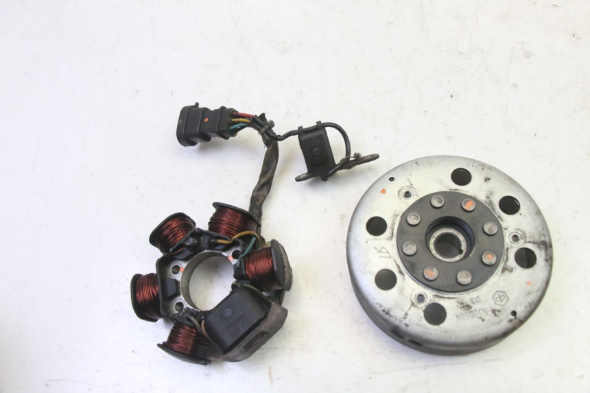 photo de ROTOR STATOR PIAGGIO NEW TYPHOON 50 (2010 - 2017) - Main view