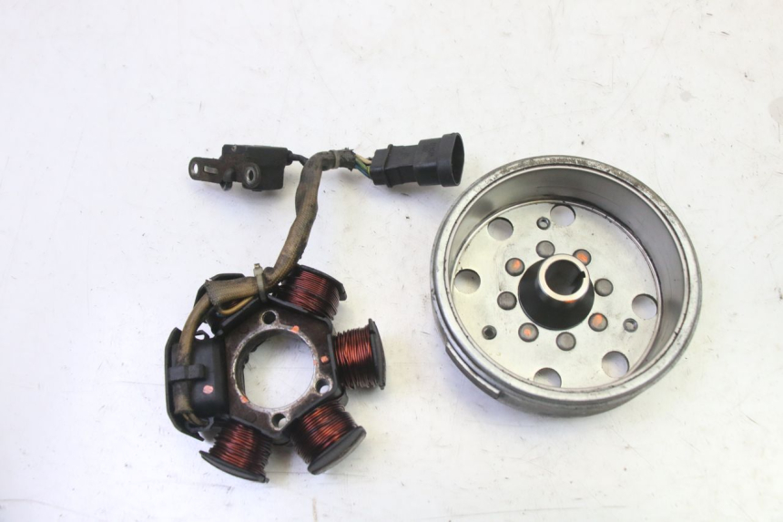 photo de ROTOR STATOR PIAGGIO NEW TYPHOON 50 (2010 - 2017) - Component detail