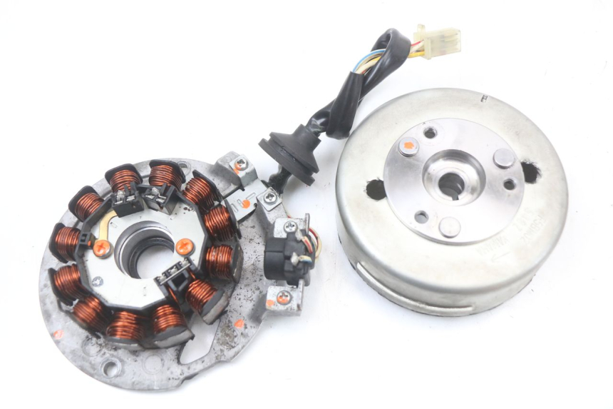 photo de ROTOR STATOR MBK OVETTO ONE 2T 50 (2013 - 2017) - Component detail