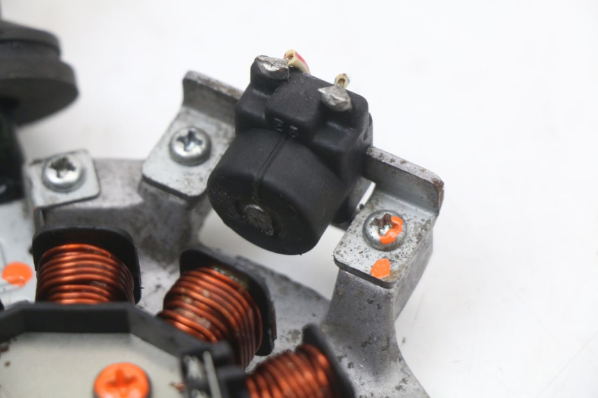 photo de ROTOR STATOR MBK OVETTO ONE 2T 50 (2013 - 2017) - Additional view of the item