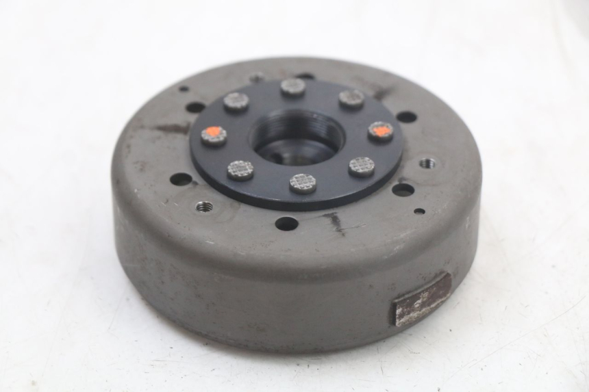 photo de ROTOR STATOR PEUGEOT KISBEE 2T 50 (2010 - 2017) - Surface and material condition