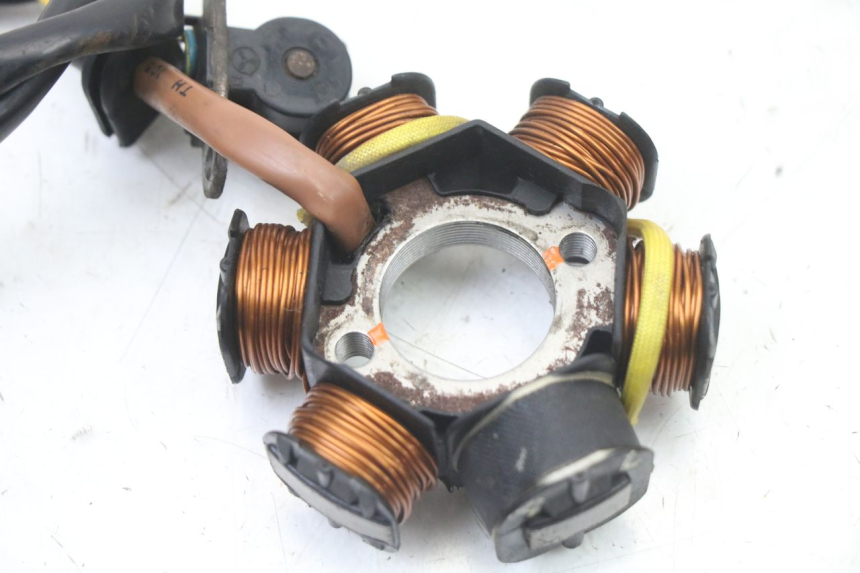 photo de ROTOR STATOR PEUGEOT TKR TREKKER FURIOUS 50 (2005 - 2014) - Surface and material condition