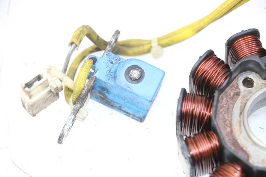 photo de ROTOR STATOR PIAGGIO VESPA LX 150 (2005 - 2013) - Fixing points details