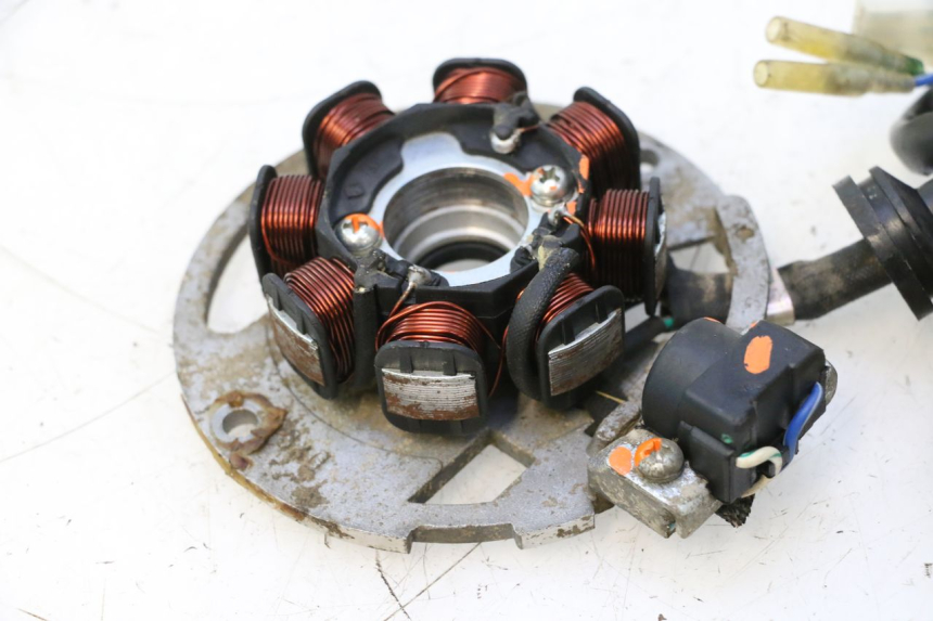 photo de ROTOR STATOR KEEWAY RY6 2T 50 (2011 - 2019) - Fixing points details