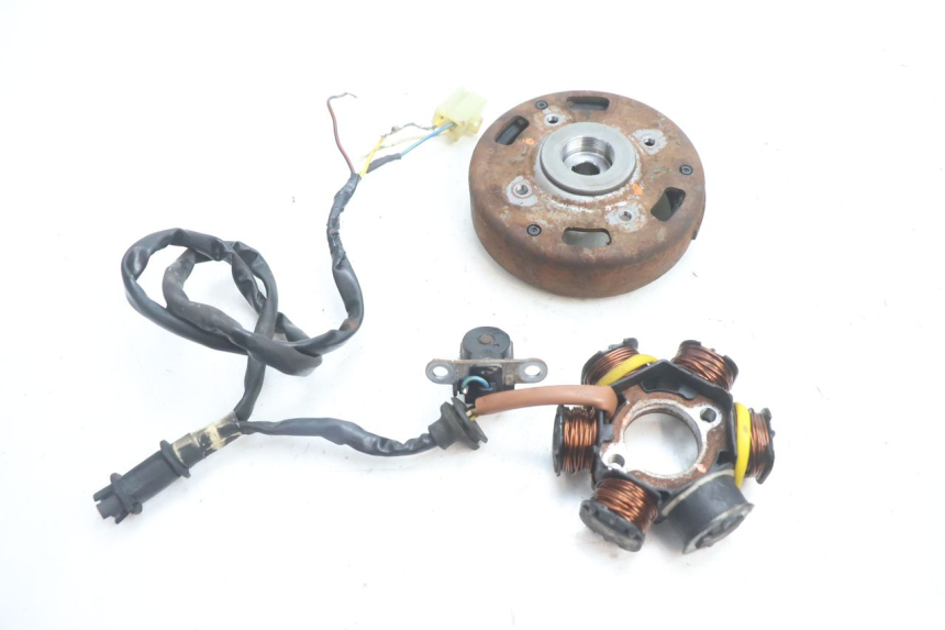 photo de ROTOR STATOR PEUGEOT SPEEDFIGHT 2 AC 50 (2000 - 2009) - Main view