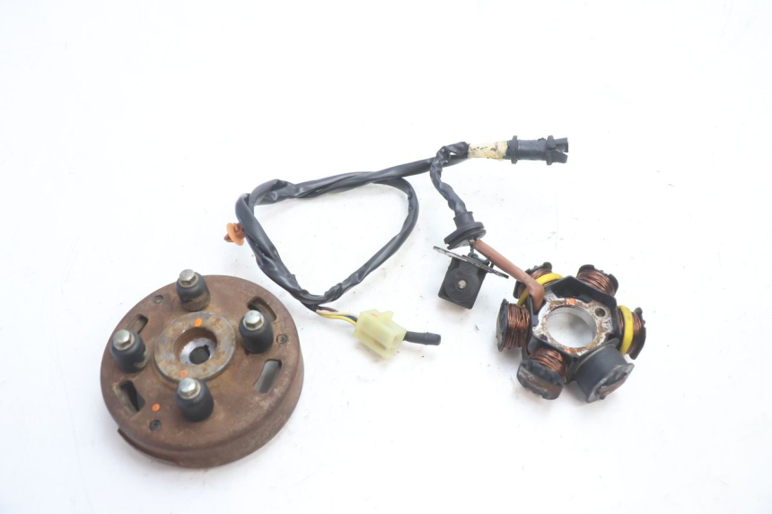 photo de ROTOR STATOR PEUGEOT SPEEDFIGHT LC 50 (1996 - 2002) - Main view