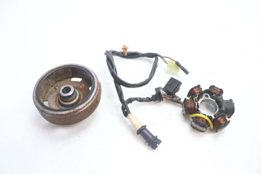 photo de ROTOR STATOR PEUGEOT SPEEDFIGHT LC 50 (1996 - 2002) - Component detail