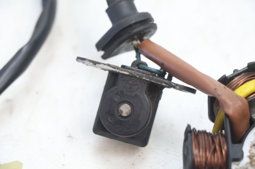 photo de ROTOR STATOR PEUGEOT SPEEDFIGHT LC 50 (1996 - 2002) - Fixing points details