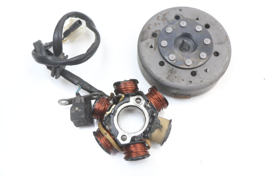 photo de ROTOR STATOR PEUGEOT STREETZONE 2T 50 (2014 - 2019) - Main view