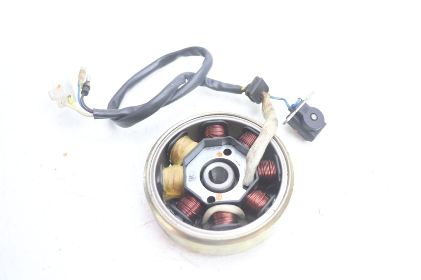 photo de ROTOR STATOR BAOTIAN TRAVEL SPIRIT 50 (2010 - 2012) - Alternative perspective