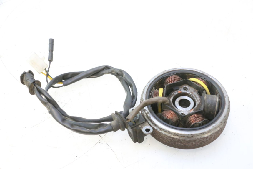 photo de ROTOR STATOR PEUGEOT TREKKER 50 (1995 - 2004) - Component detail