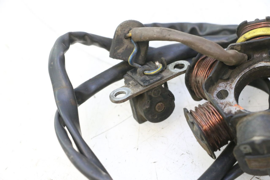 photo de ROTOR STATOR PEUGEOT TREKKER 50 (1995 - 2004) - Fixing points details
