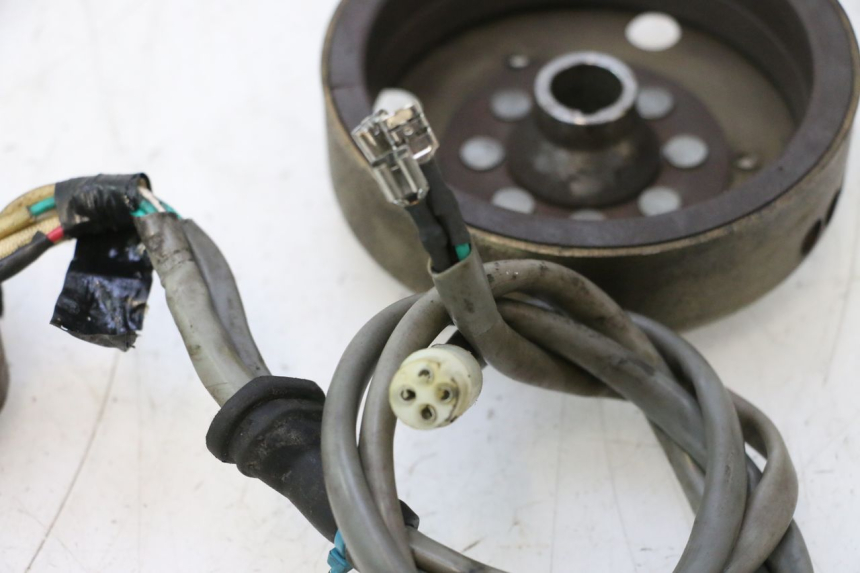 photo de ROTOR STATOR PIAGGIO TYPHOON 50 (2000 - 2009) - Product overview