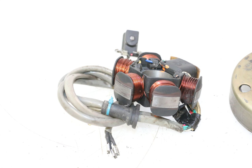 photo de ROTOR STATOR PIAGGIO TYPHOON 50 (2000 - 2009) - Markings and original references