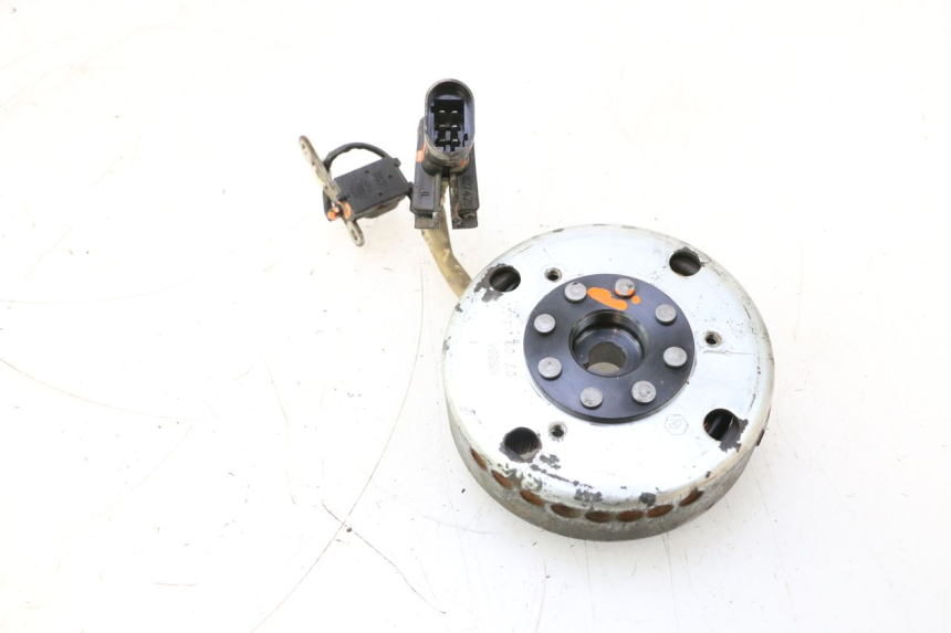 photo de ROTOR STATOR PIAGGIO TYPHOON 50 (2000 - 2009) - Component detail