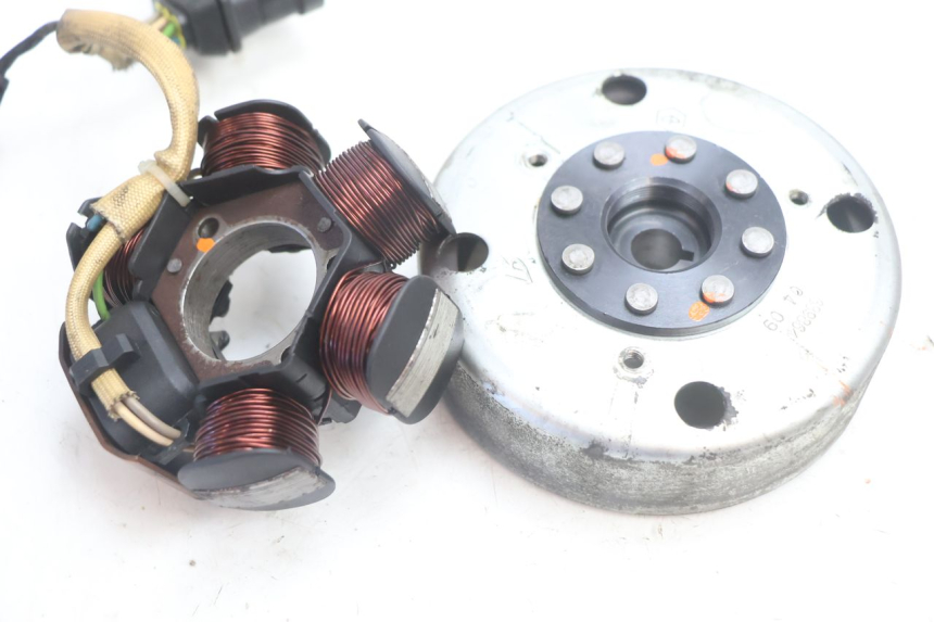 photo de ROTOR STATOR PIAGGIO TYPHOON 50 (2000 - 2009) - Technical close-up