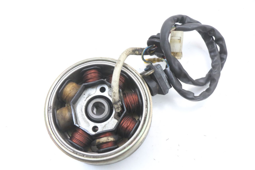 photo de ROTOR STATOR PEUGEOT V-CLIC VCLIC 50 (2007 - 2013) - Zoom on usage condition