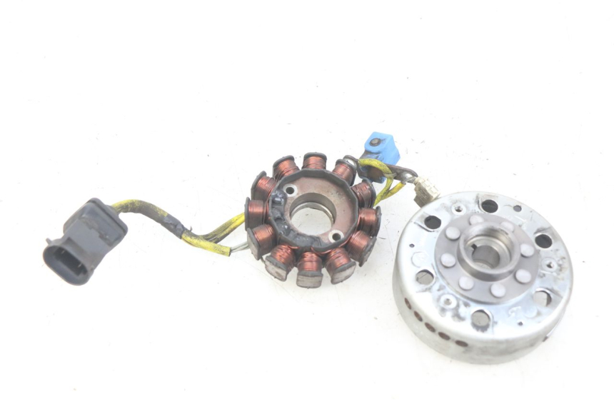 photo de ROTOR STATOR PIAGGIO VESPA LXV 125 (2006 - 2009) - Main view