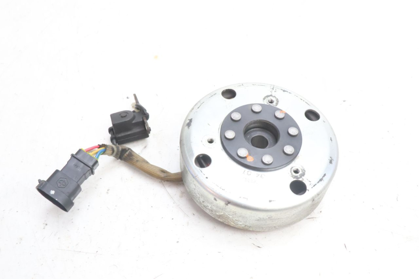 photo de ROTOR STATOR PIAGGIO VESPA S 2T 50 (2007 - 2014) - Zoom on usage condition