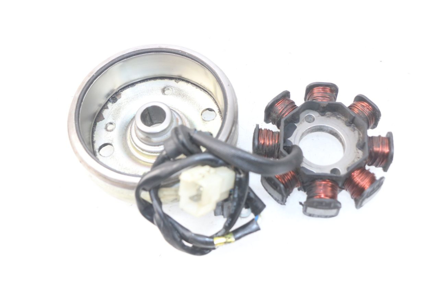 photo de ROTOR STATOR PEUGEOT VIVACITY NEW 4T 50 (2008 - 2017) - Zoom on usage condition