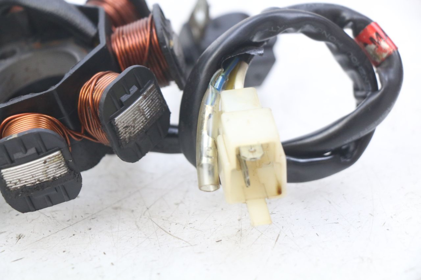 photo de ROTOR STATOR PEUGEOT VIVACITY NEW 4T 50 (2008 - 2017) - Surface and material condition